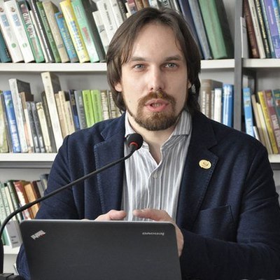 Андрей Лукашев
