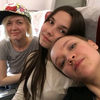 группа Young Adults