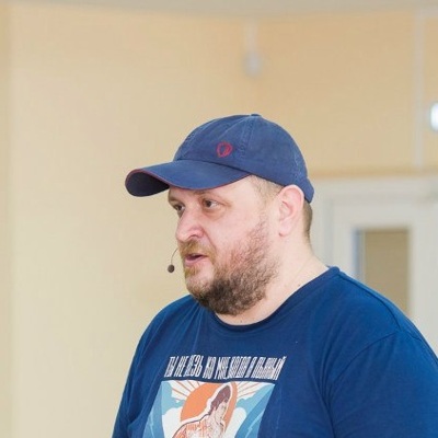 Михаил Фаустов