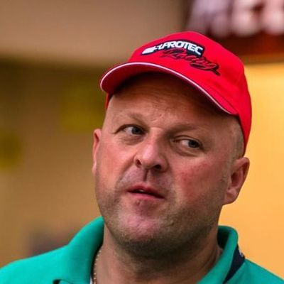 Андрей Новиков
