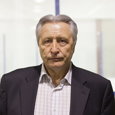 Александр Якушев