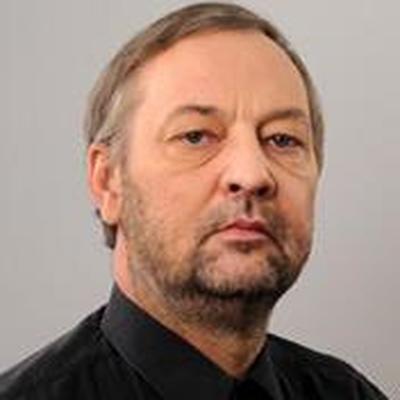 НЕЕМЕ  КУНИНГАС