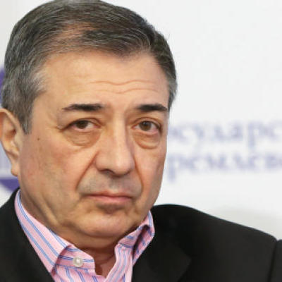 Андрей Петров