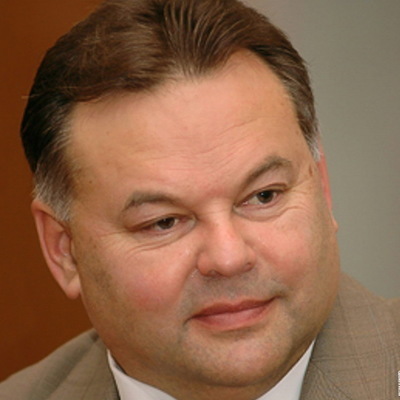 Александр Лавейкин