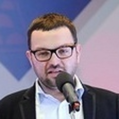 Илья  Вдовин