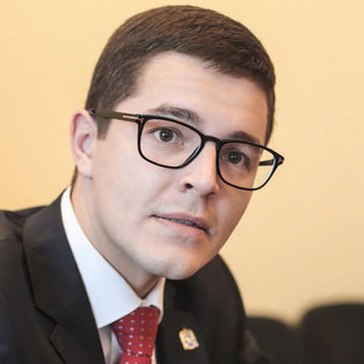 Дмитрий Артюхов