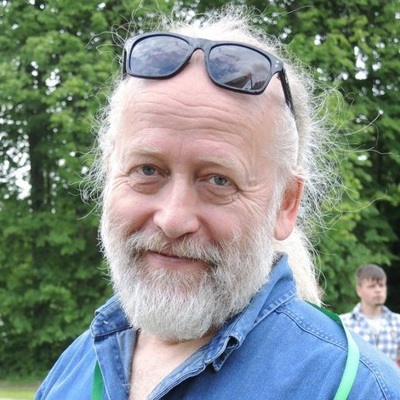 Александр Макаренков