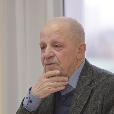Владимир Новиков