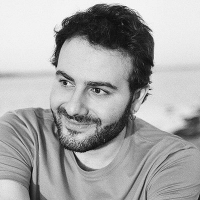 Армен Захарян