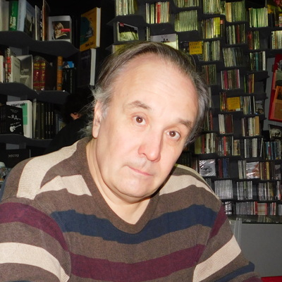Александр Волков
