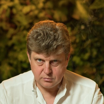 Александр Захаров