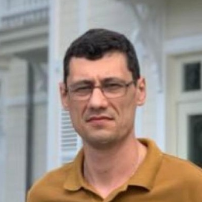 Владислав Буря