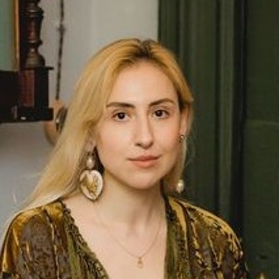 Леся Парамонова