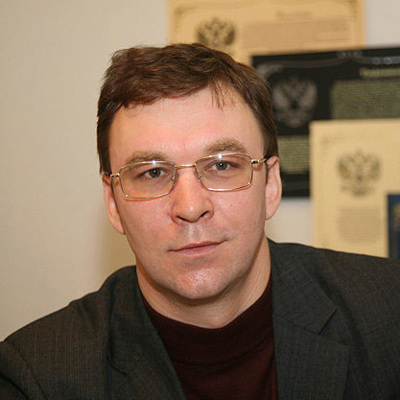 Владимир Максимов