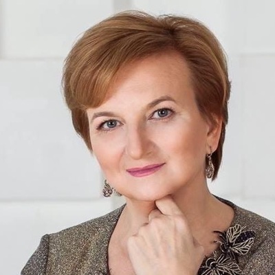 Анна Золотарева