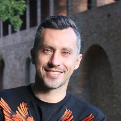 Виталий Калашников