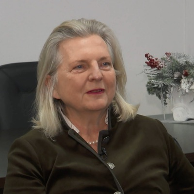 Карин Кнайсль