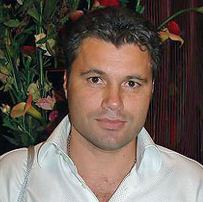 Олег Рой