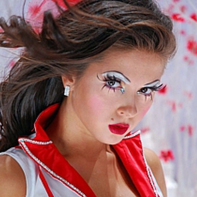 /Анна Шурочкина/ Нюша