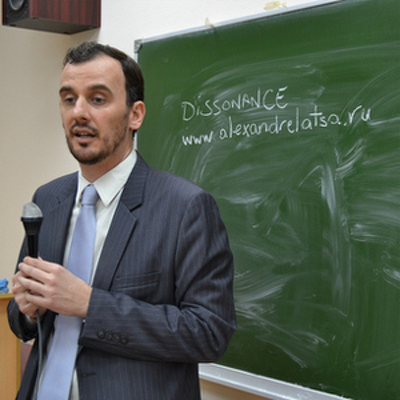Александр Латса