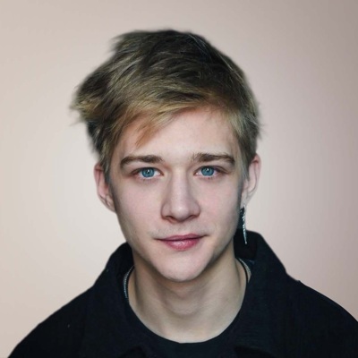 Олег Савостюк