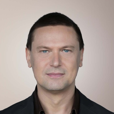 Олег Макаров