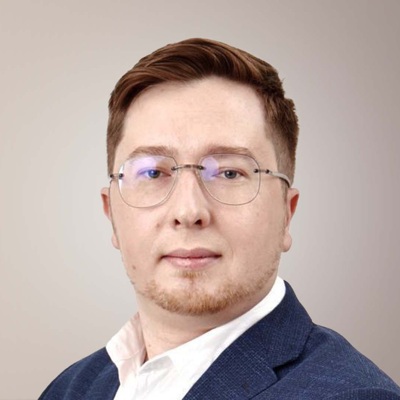 Юрий Стариков