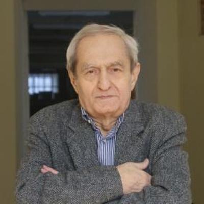 Илья Лежава