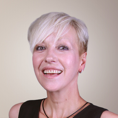 Янина Романова