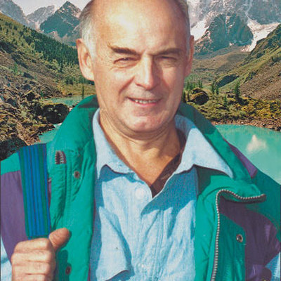 Лев Десинов