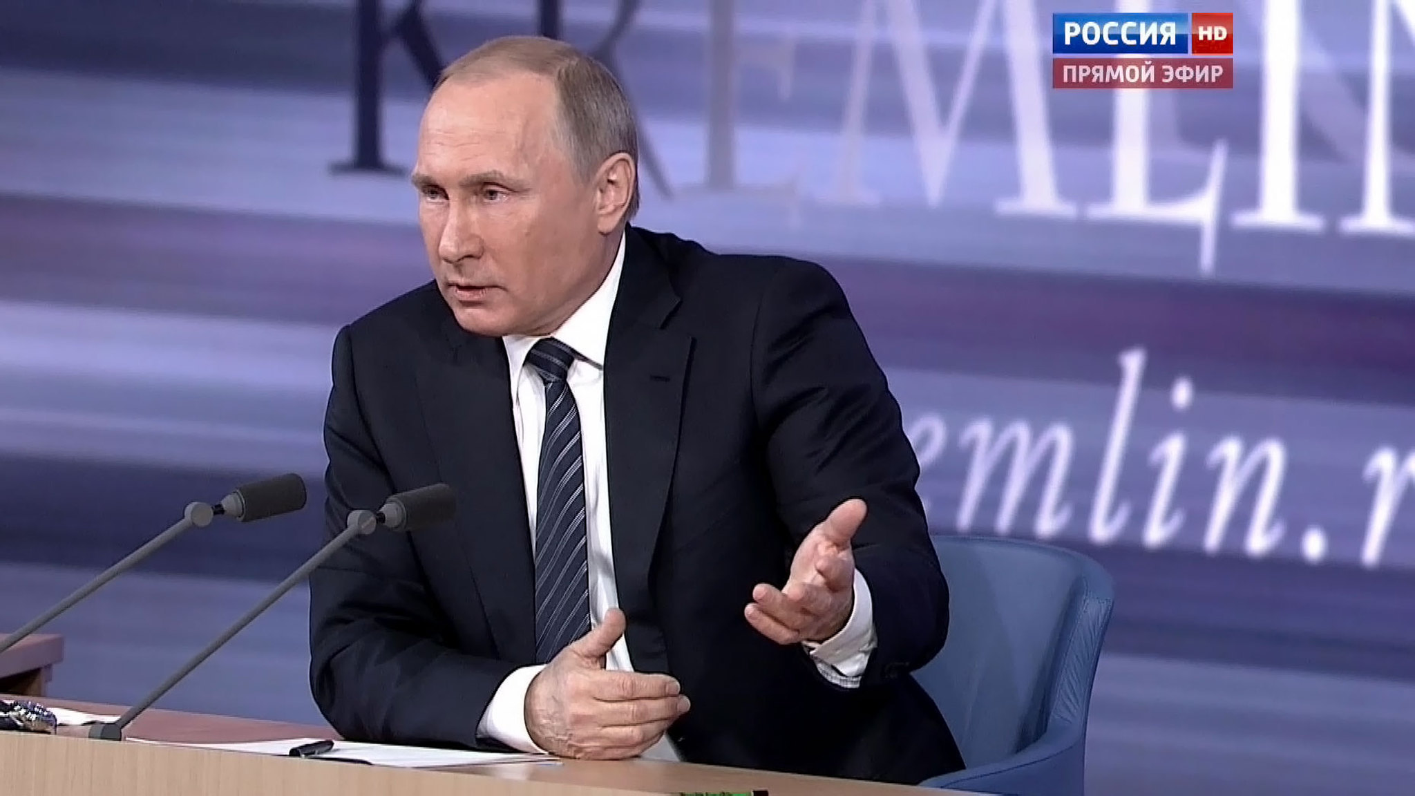Они никогда не были звездными детьми: Путин рассказал о своих дочерях