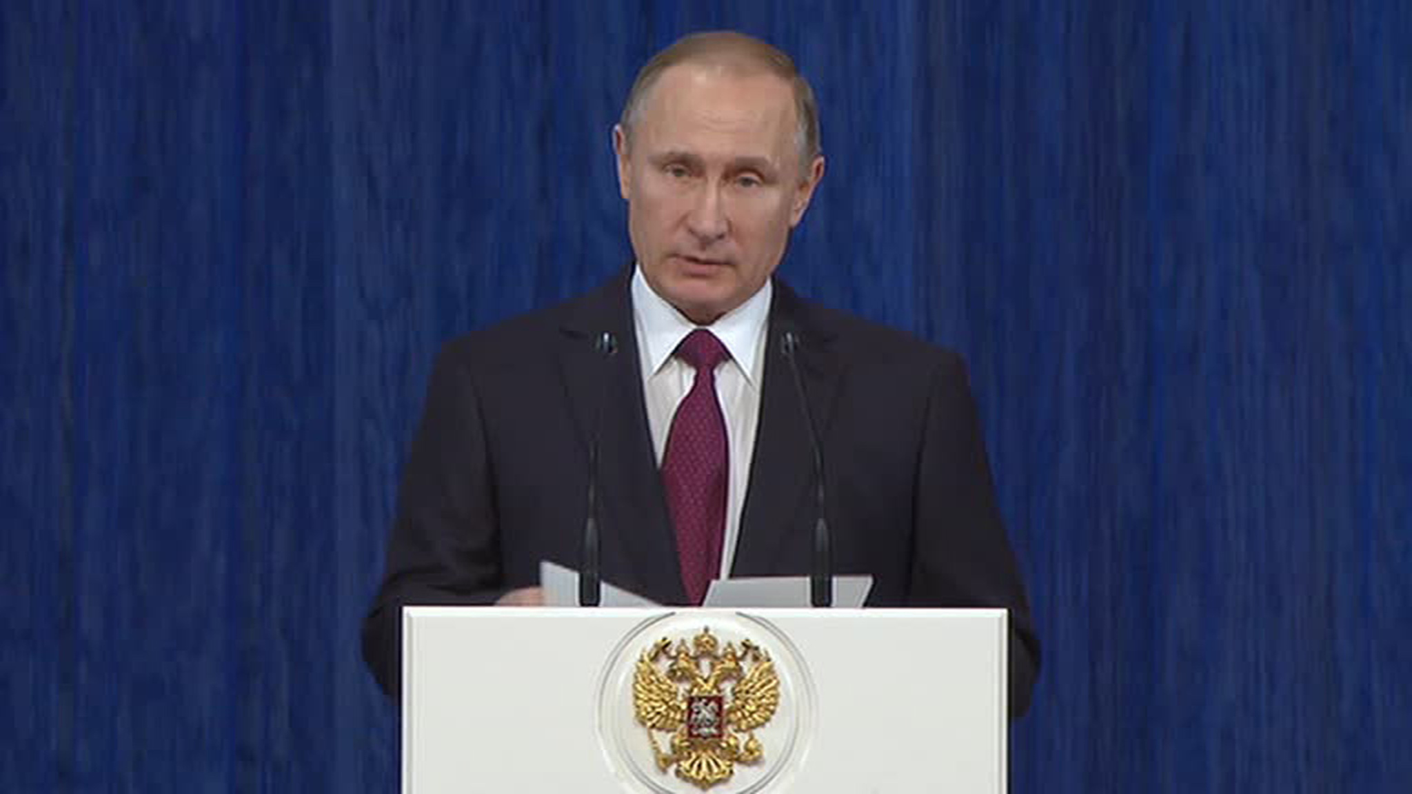 Путин поздравил МЧСовцев с 25-летием