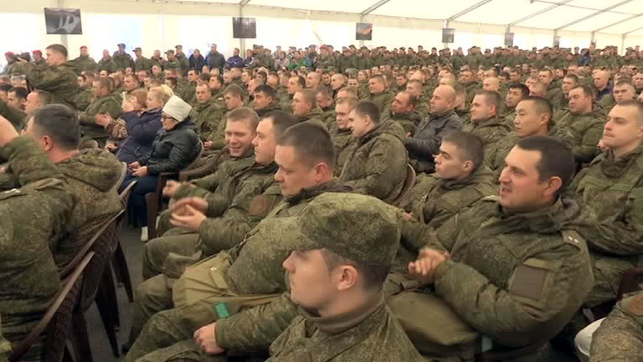 Юлия Чичерина поздравила российских военных в Сирии с Новым годом