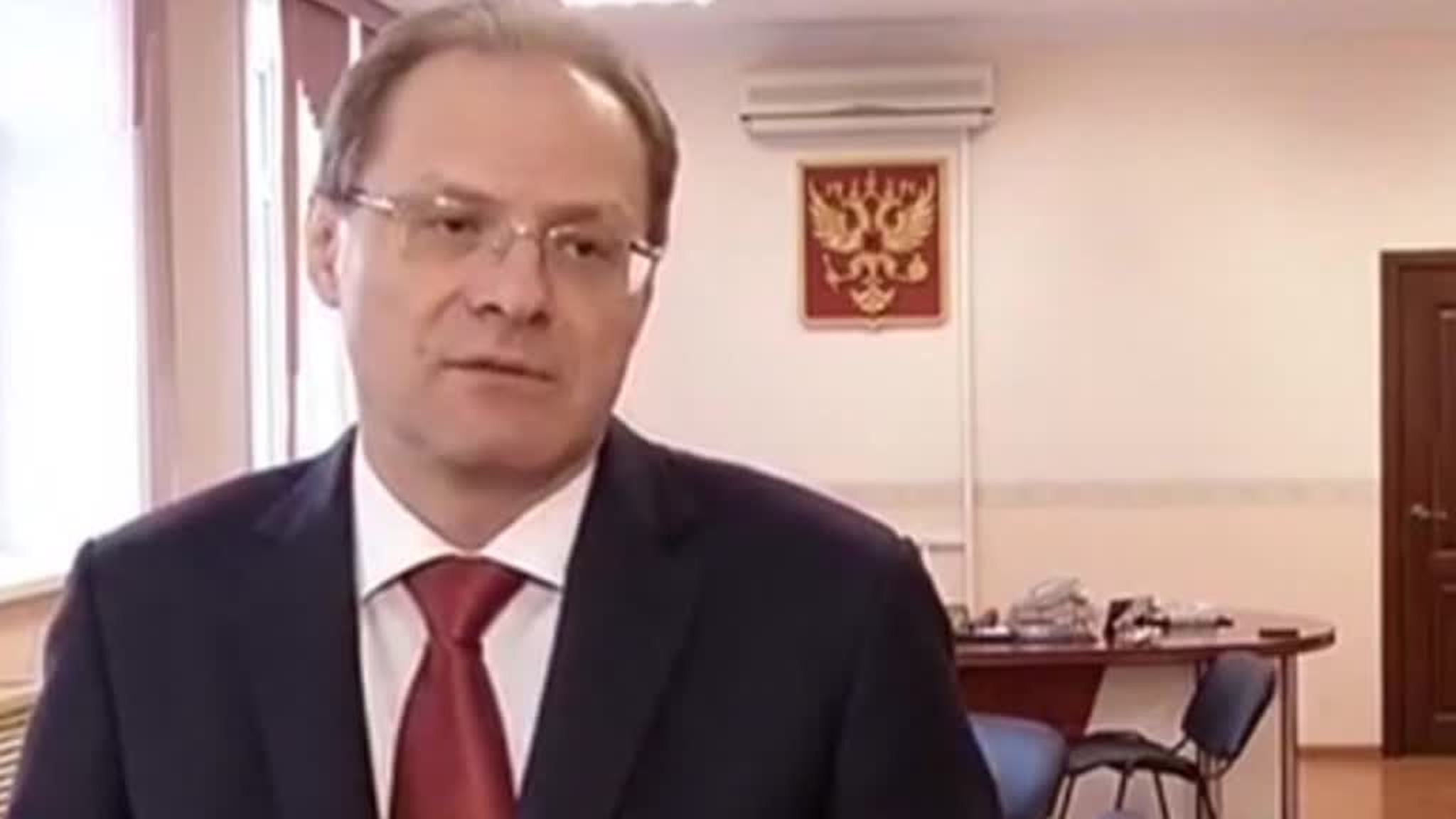К новосибирскому экс-губернатору пришли с обысками
