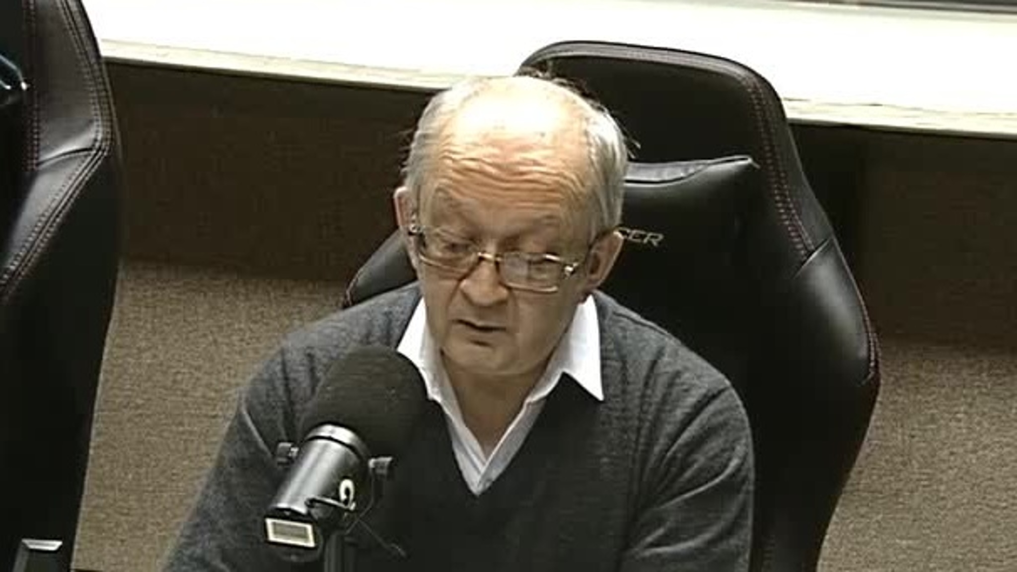 Арктические полеты в поисках пропавшей экспедиции Седова