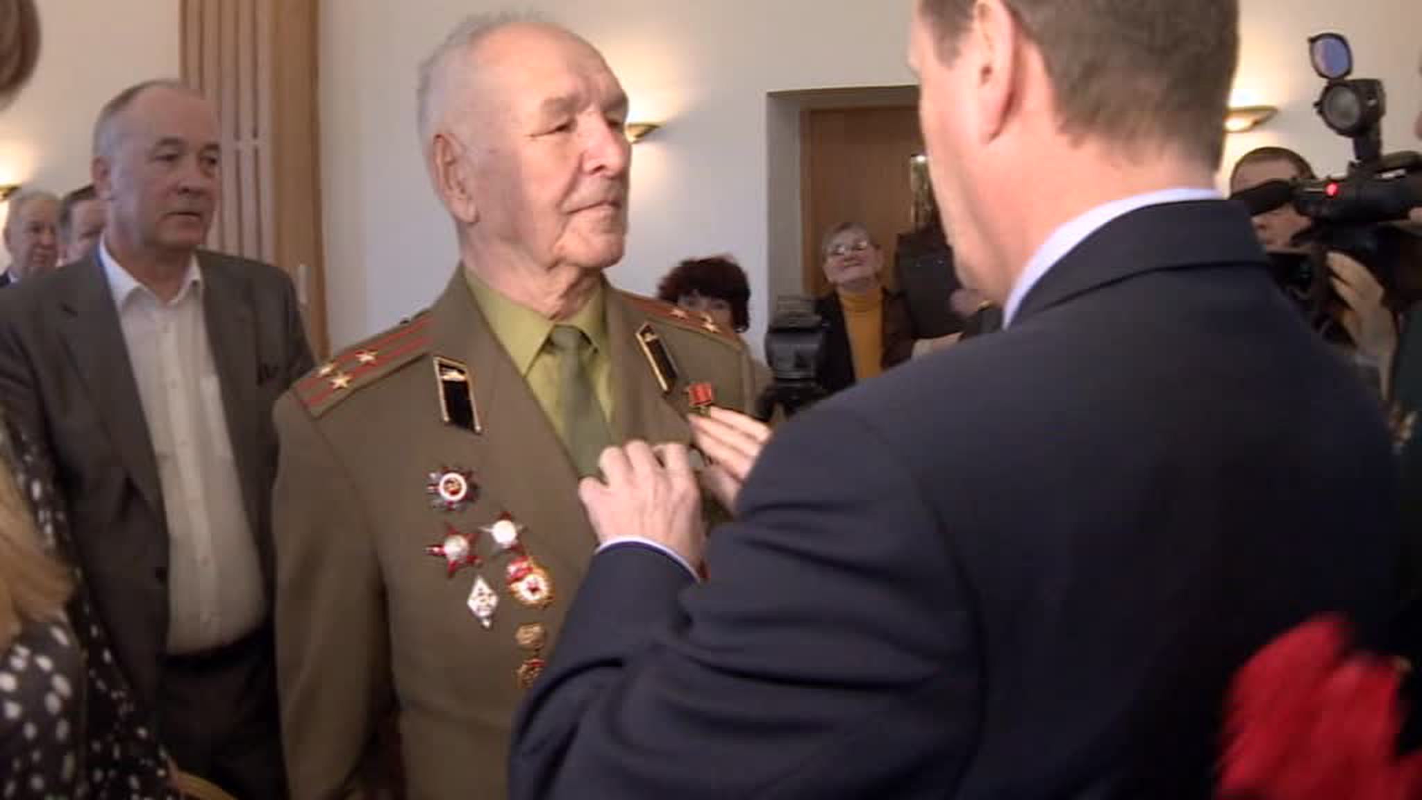 Потерянная награда: ветерану вручили орден спустя 70 лет