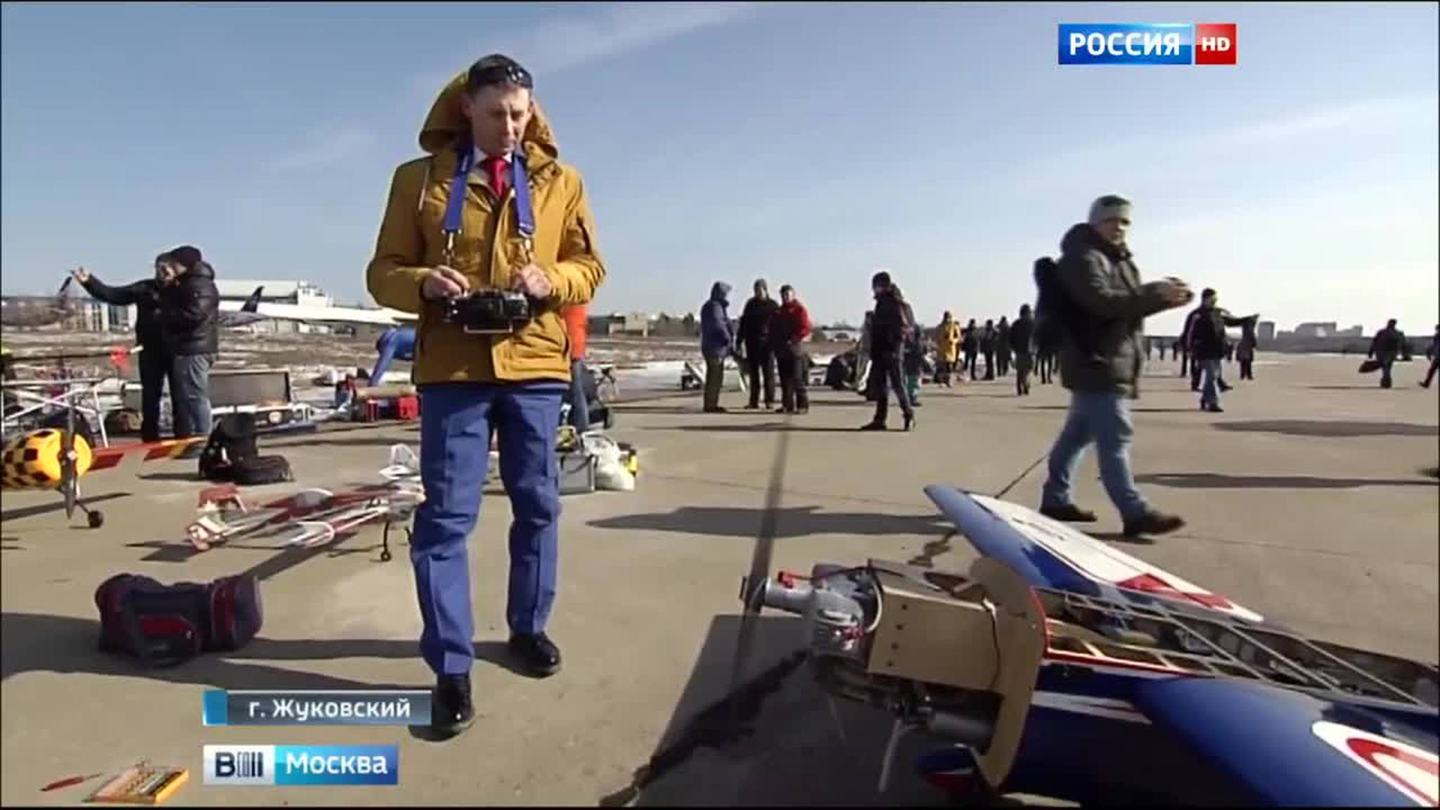 Сотни авиамоделей поднялись в воздух в подмосковном Жуковском