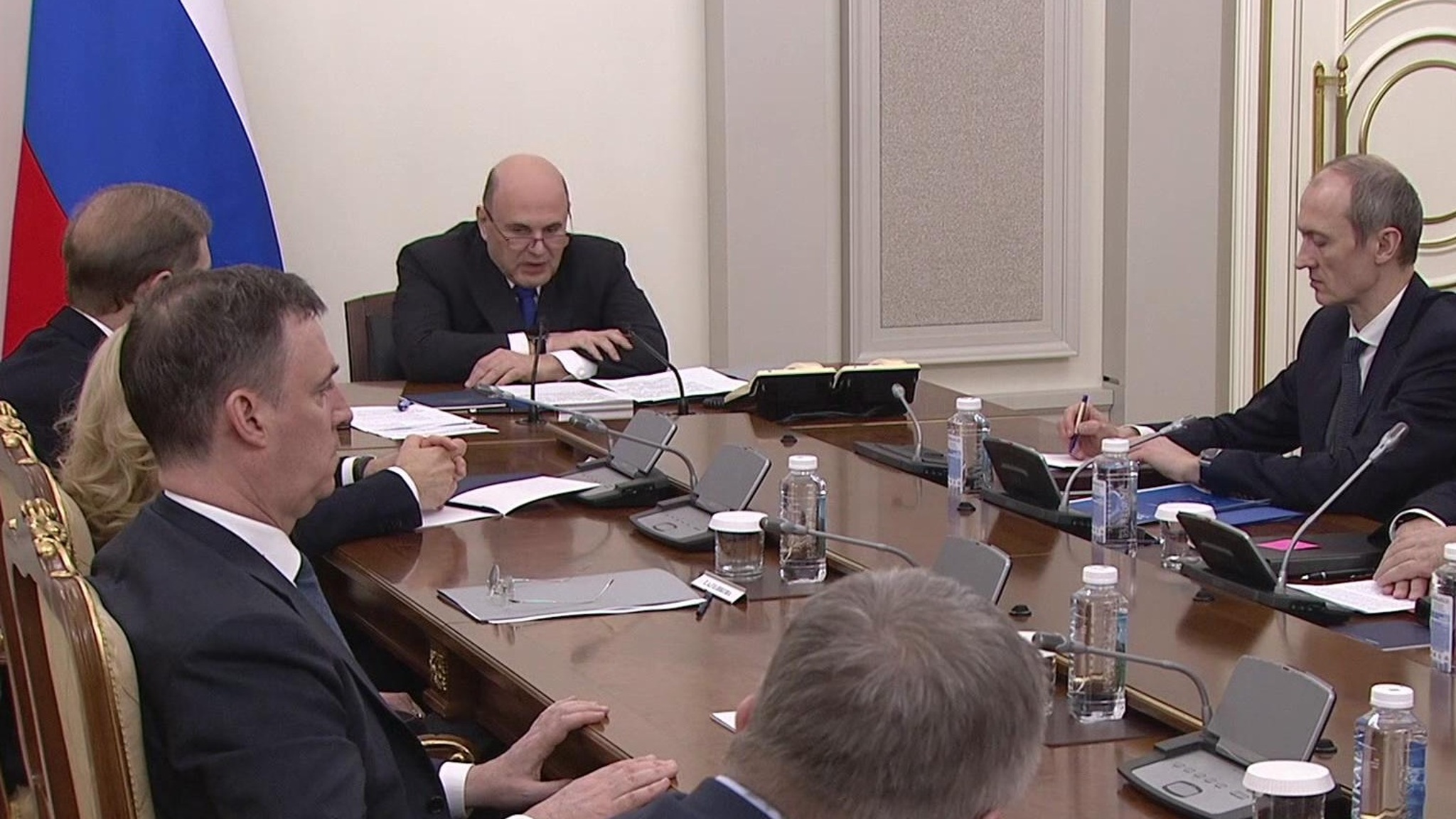 Правительство продолжает поддержку приграничья