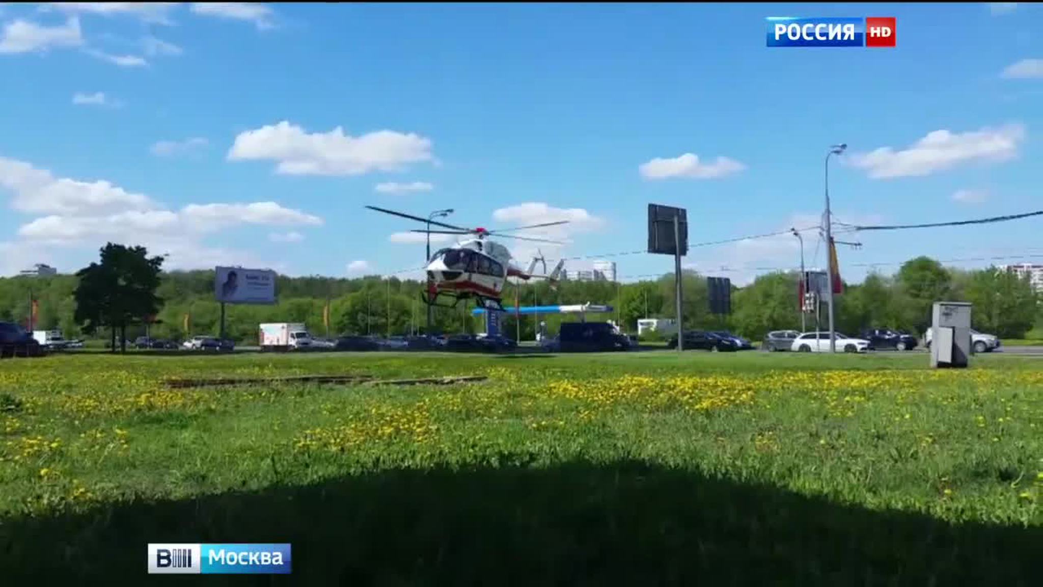На юго-западе Москвы из-за резкого торможения пострадали пассажиры автобуса