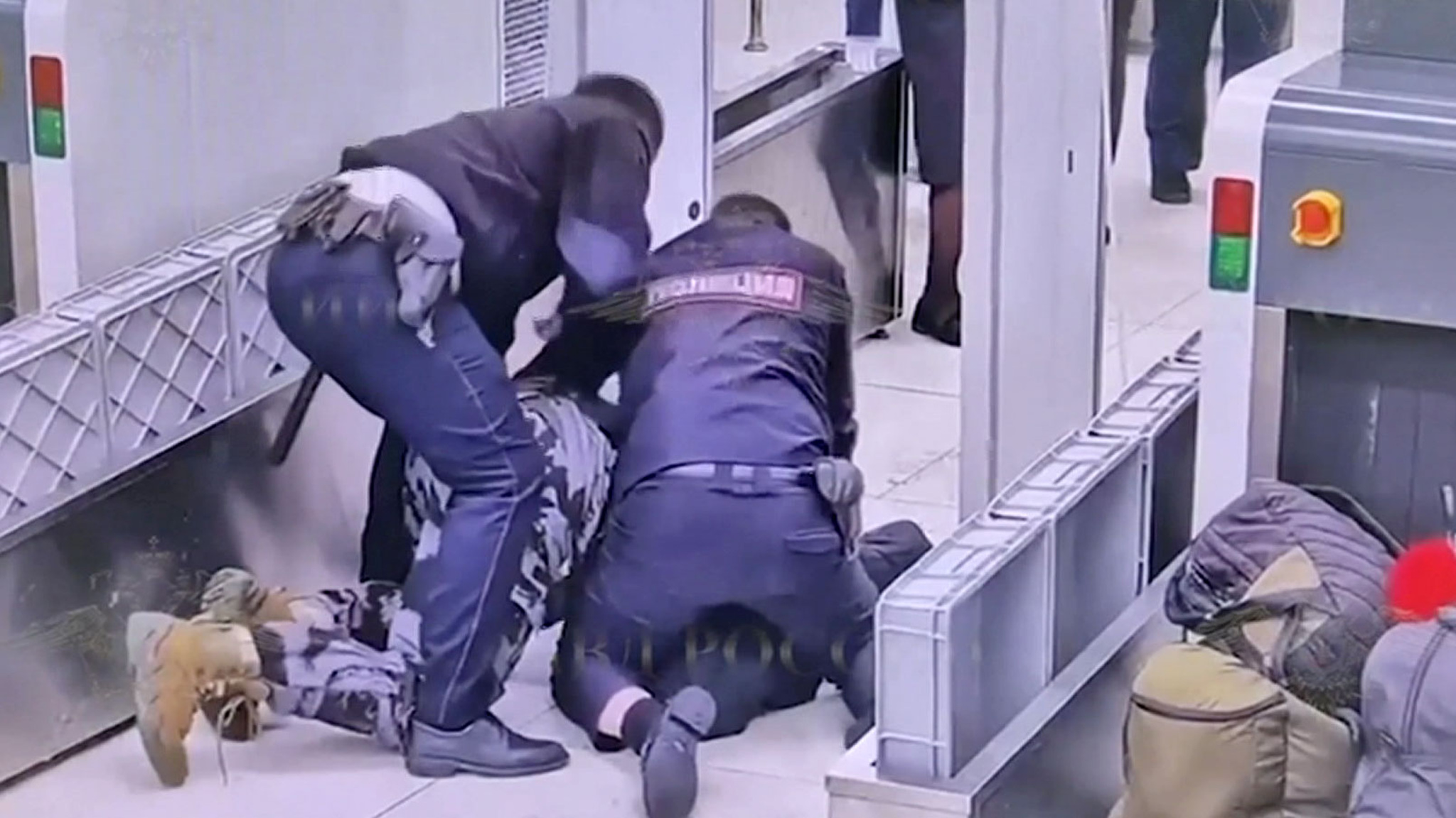 Кадры двух авиадебошей попали в сеть