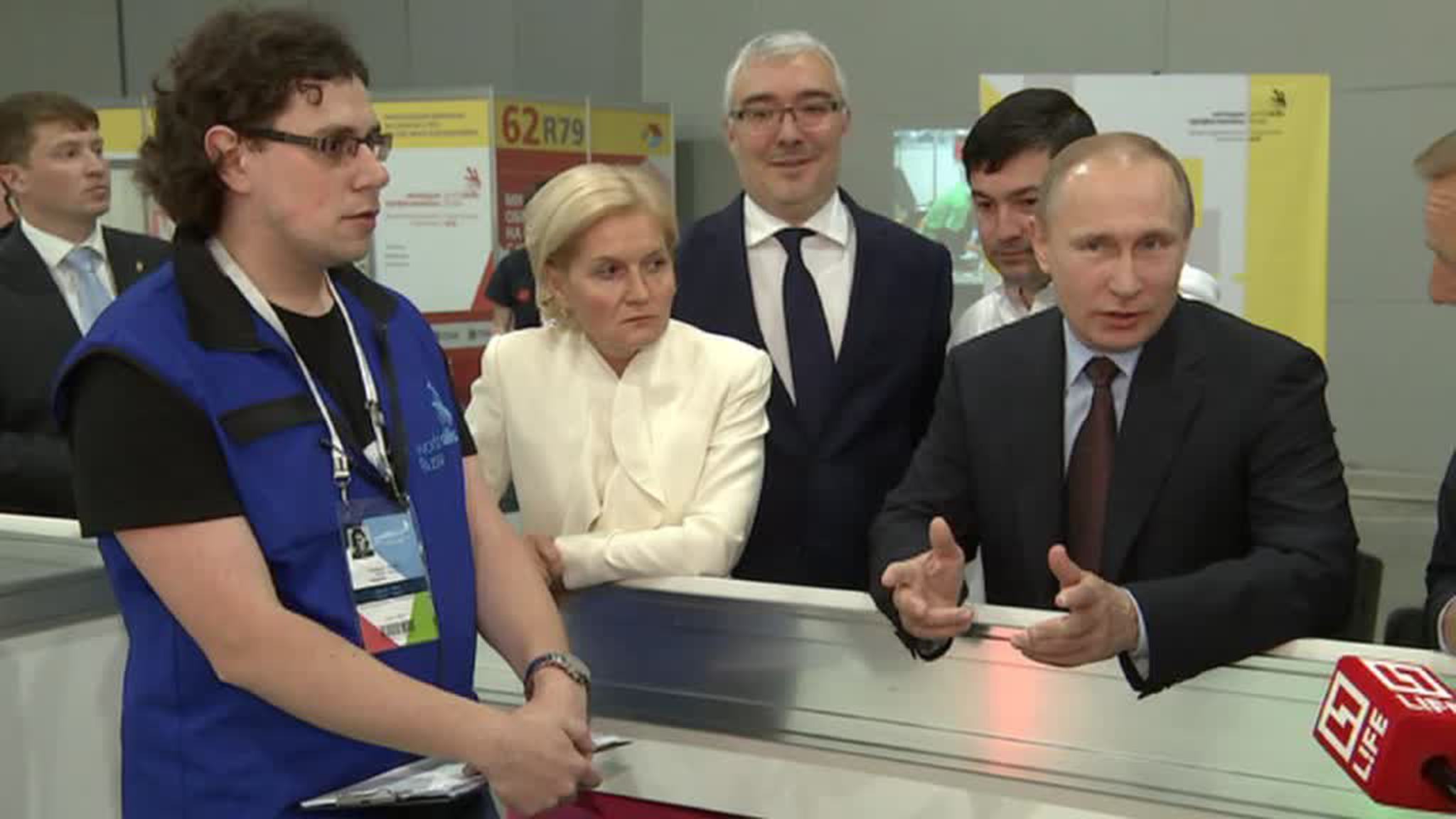 Путин поддержал чемпионат рабочих профессий