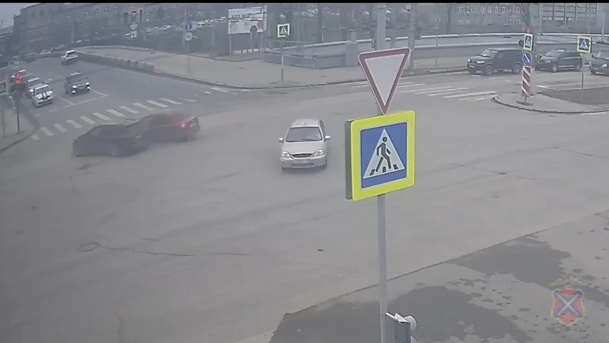 ДТП в Краснооктябрьском районе Волгограда зафиксировали камеры