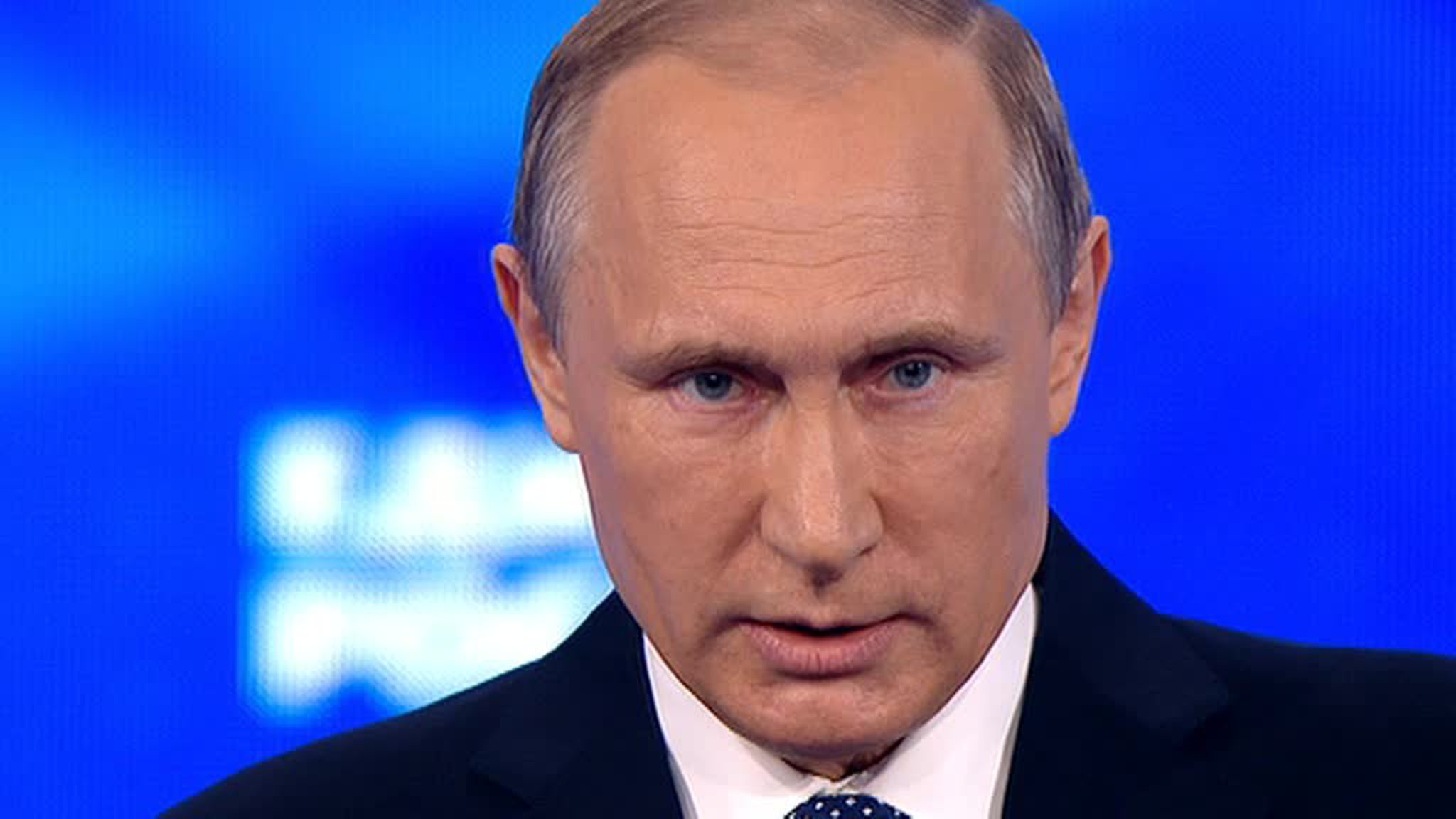 Путин: спекулировать на текущих трудностях опасно, но критика власти возможна