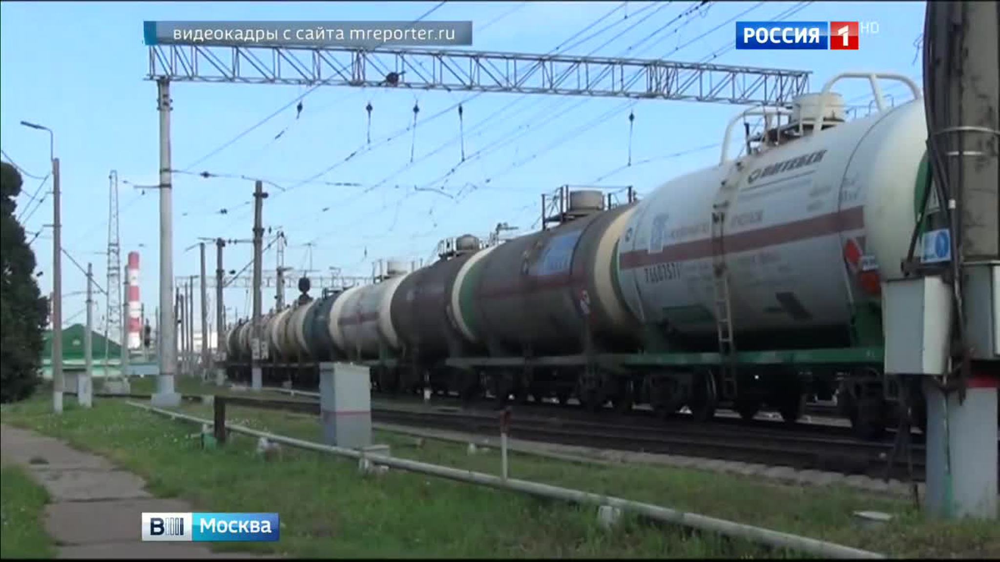 На станции "Перово-2" сошел с рельсов вагон грузового поезда