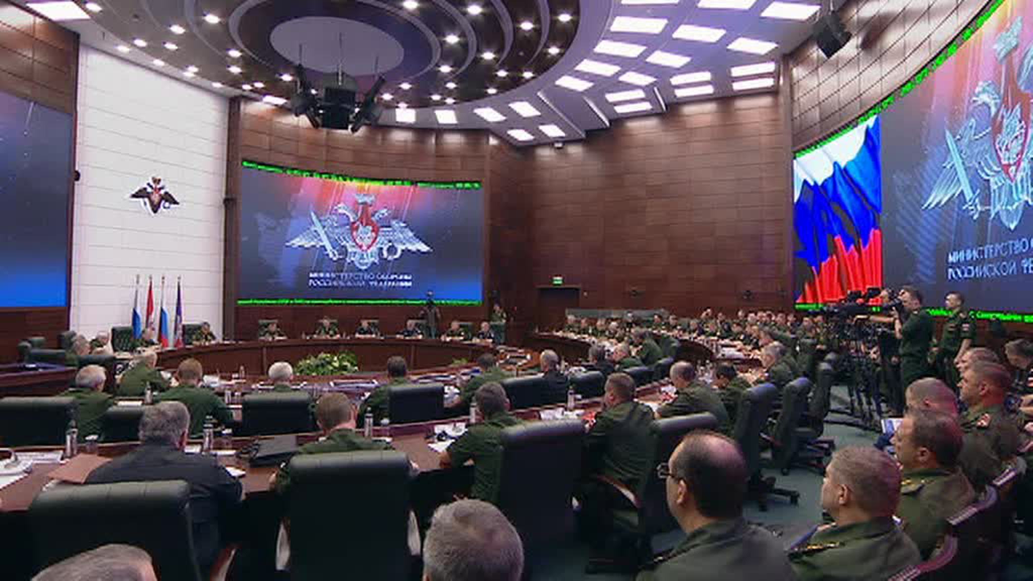 Шойгу попросил амнистировать боевиков, не запятнавших себя кровью