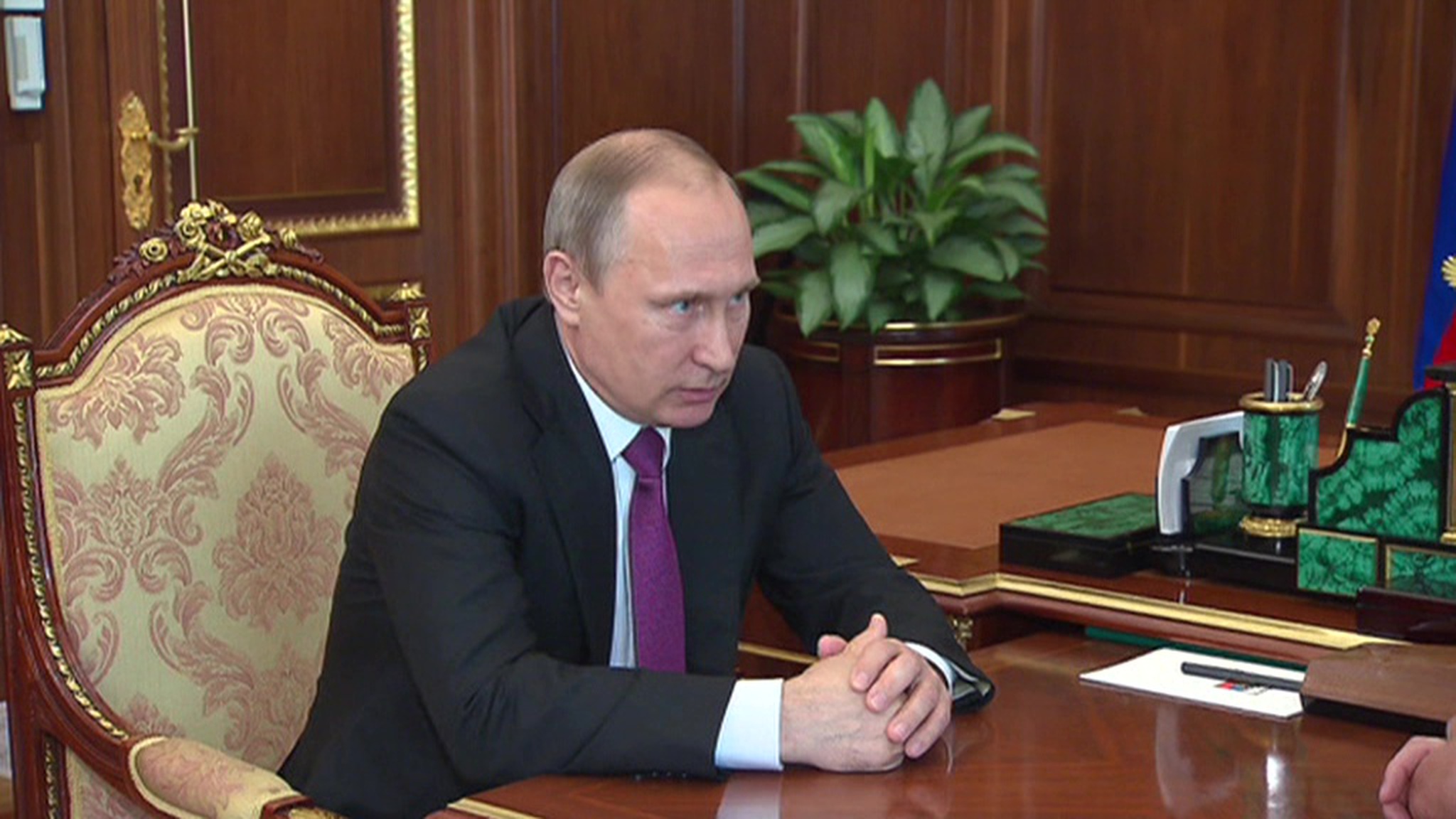 Кого в Сибирь, кого в отставку: Путин перетасовал административную колоду