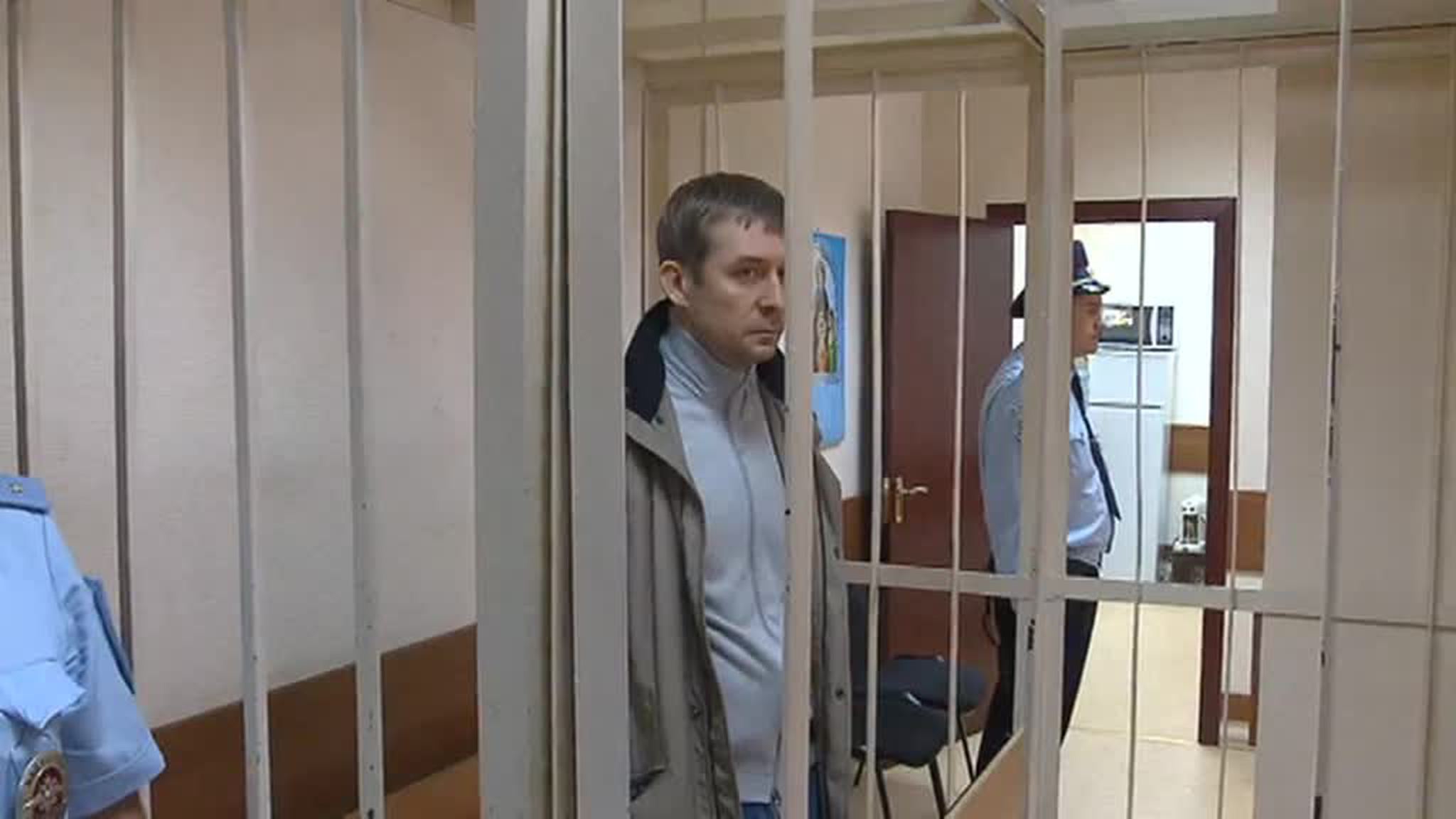 Одни Франклины: мешок Захарченко оказался полон стодолларовых купюр