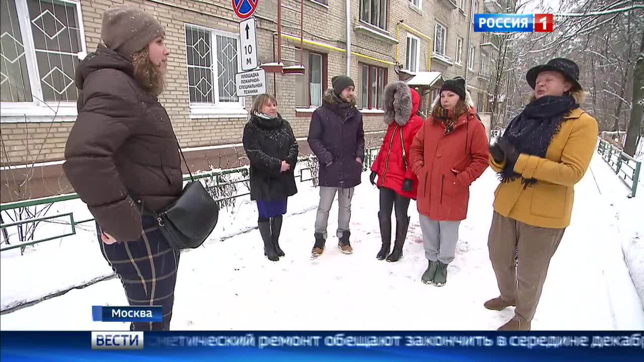 Жителям поселка в Новой Москве затеяли двойной ремонт