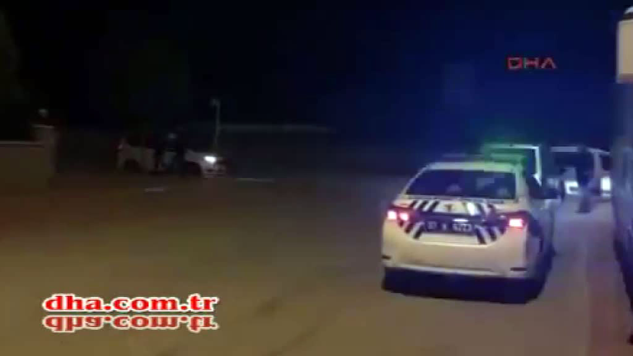 В турецкой Анталье боевики напали на полицейских