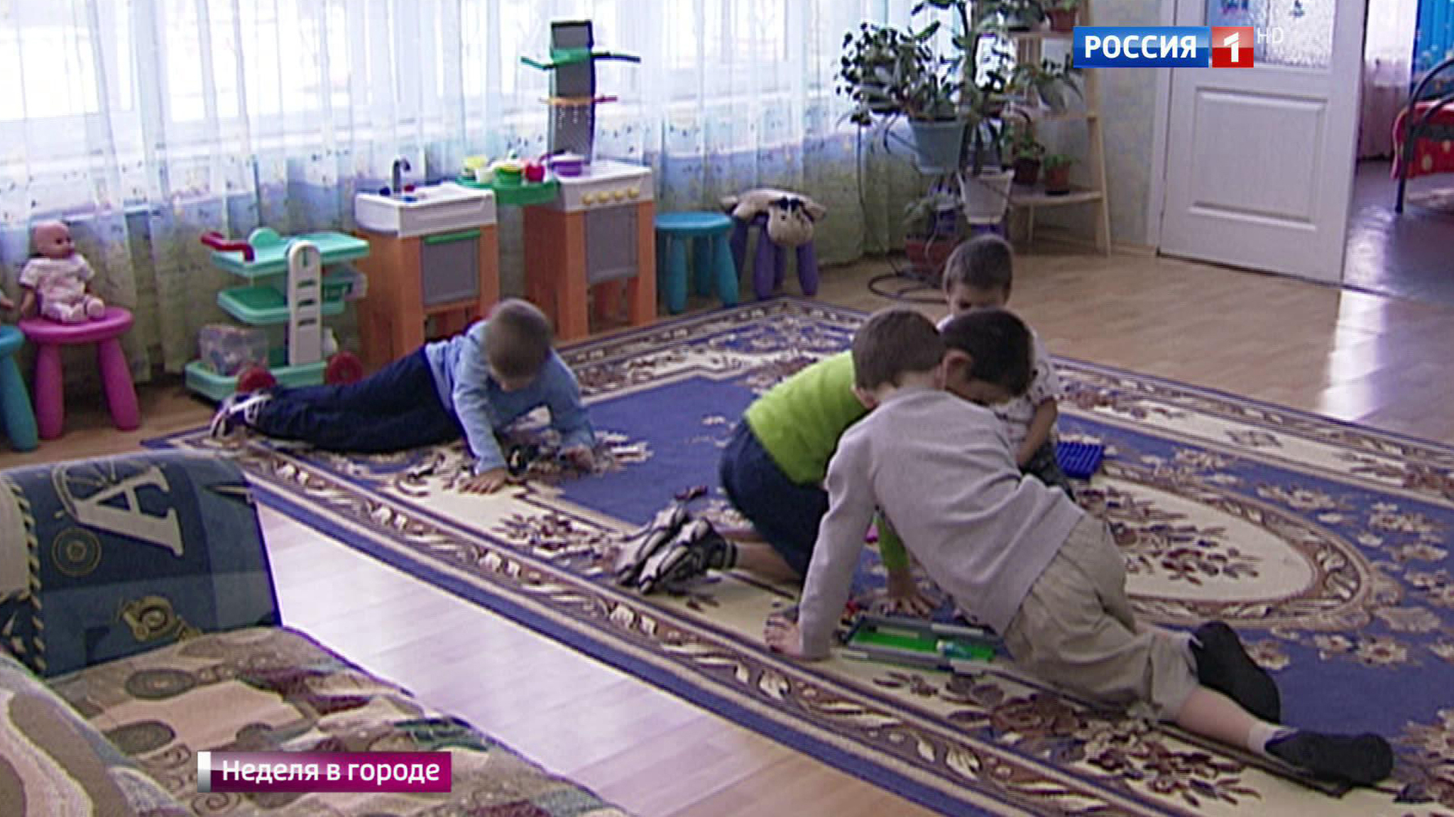 Ребенок с возвратом: почему сироты остаются в детдомах